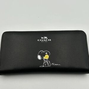 Coach Black Snoopy Long Wallet